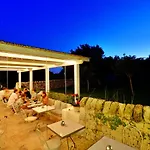 Masseria Trulli E Vigne 4*