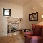 Masseria Trulli E Vigne 4*