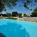 Masseria Trulli E Vigne Otel