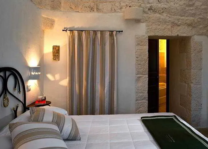 Masseria Trulli E Vigne מלון 4*