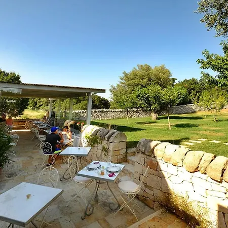 Masseria Trulli E Vigne 4*